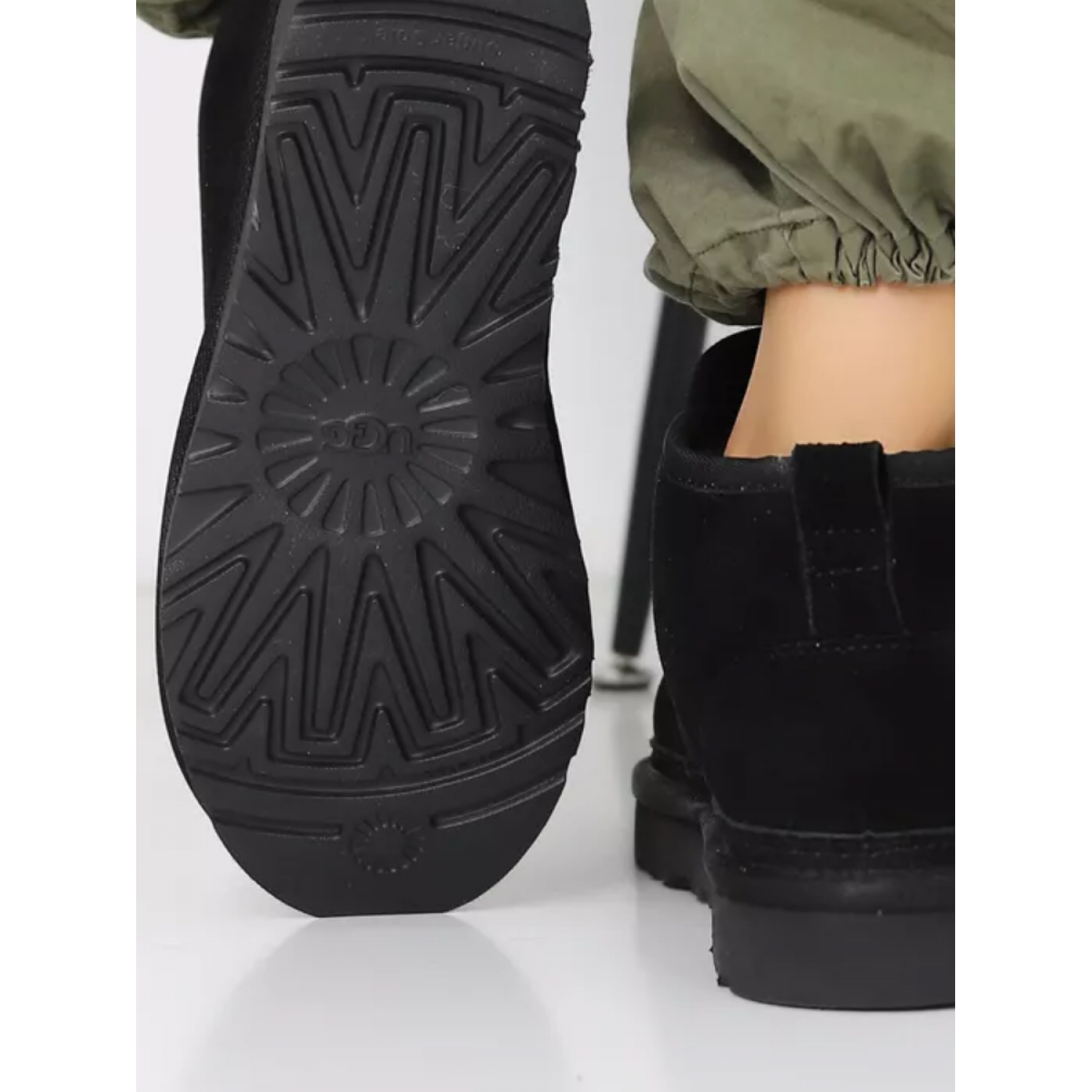 UGG Neumel Minimal Black
