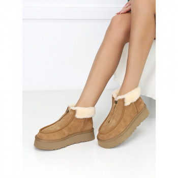 UGG Funkette Platform Boots Cappuccino
