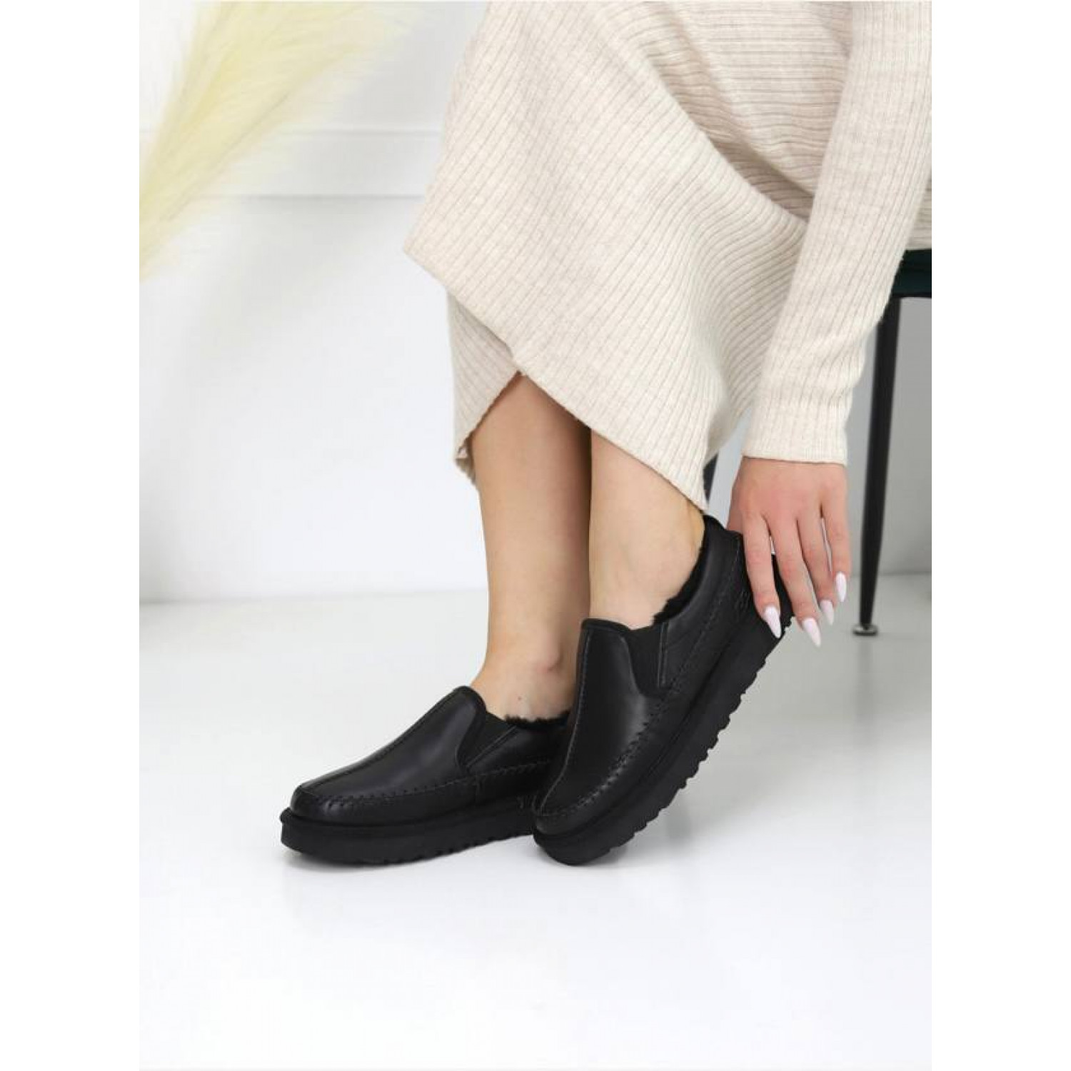 UGG Stitch Slip On Leather Black