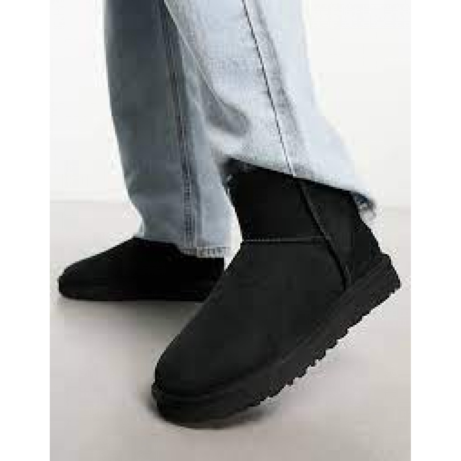 UGG Mens Classic Mini II Black 