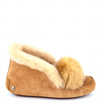 UGG Alena Pom Pom Chestnut