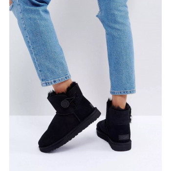 UGG Mini Bailey Button II Black