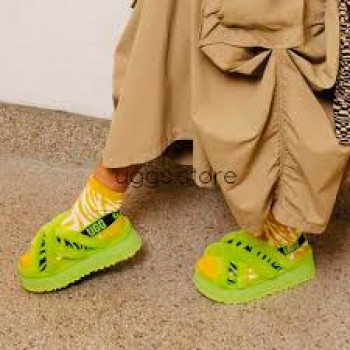 UGG Disco Cross Slide Key Lime