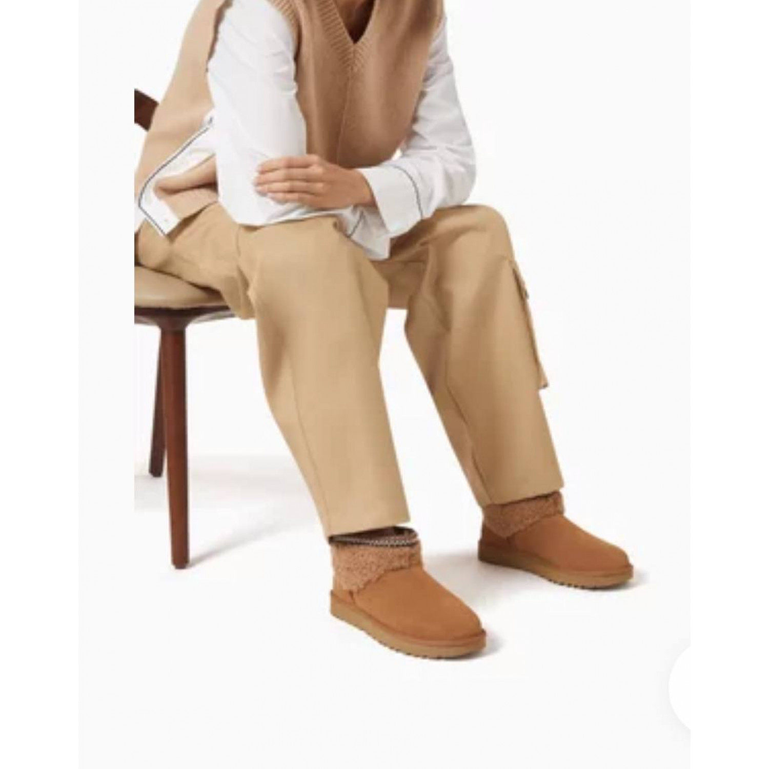 UGG Classic Ultra Mini Maxi Curly Chestnut