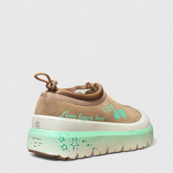 UGG Tasman Hybrid - Love